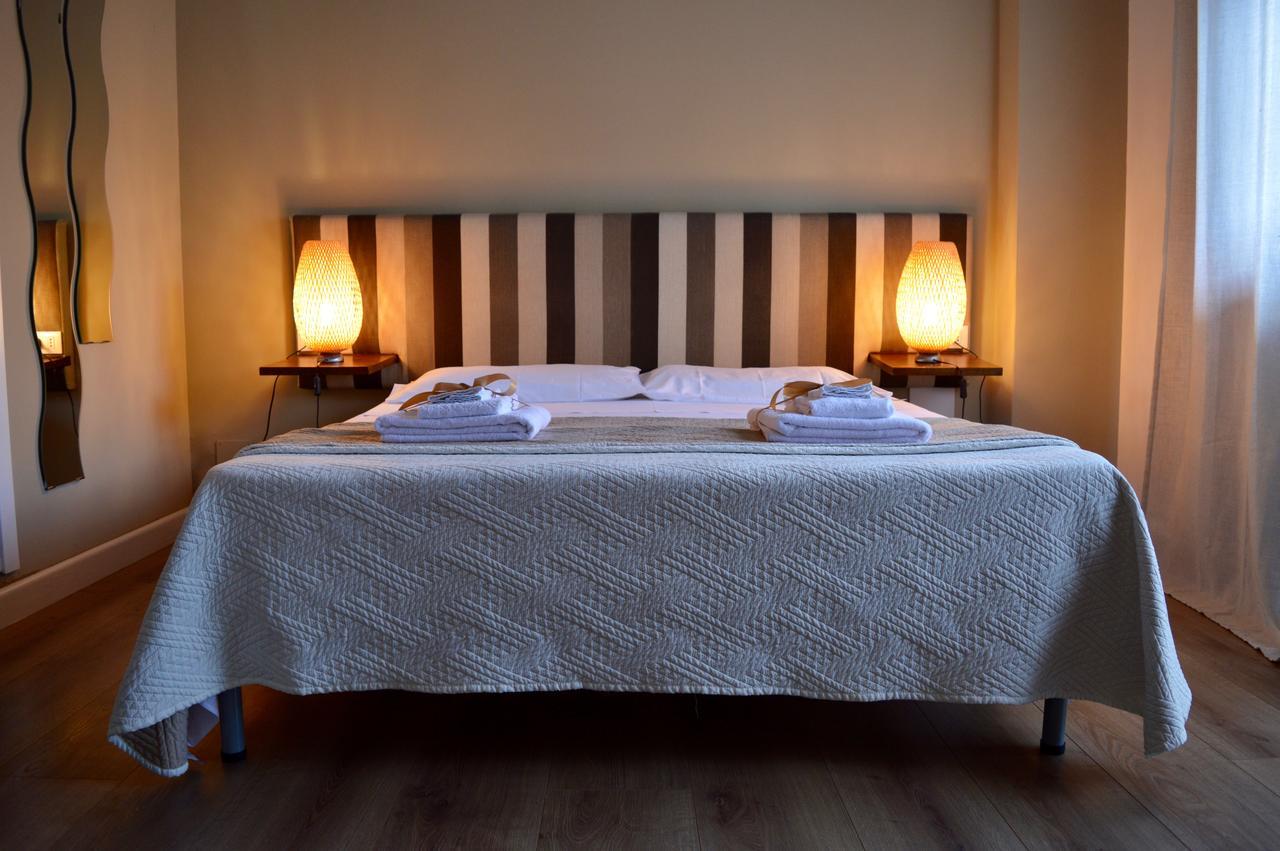 Casa Battisti - Suite Acquarello เลชเช ภายนอก รูปภาพ